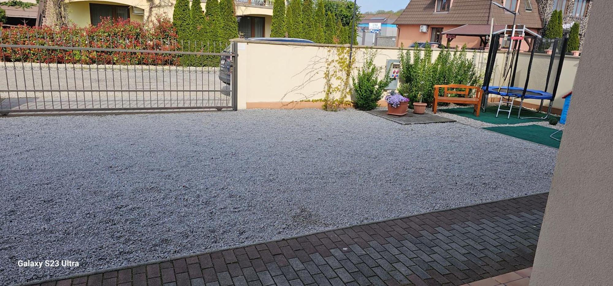 Apartmanovy Dom Flora Veľký Meder Exterior foto
